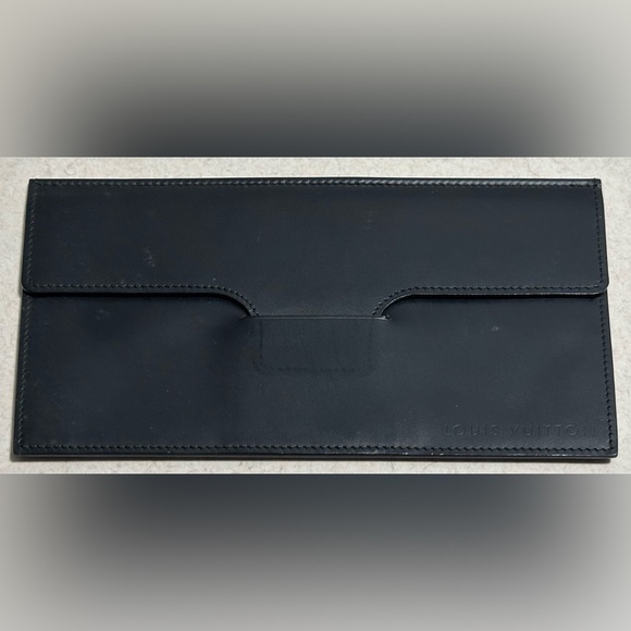 Louis Vuitton Monogram Anouchka Pochette - Picture 14 of 16